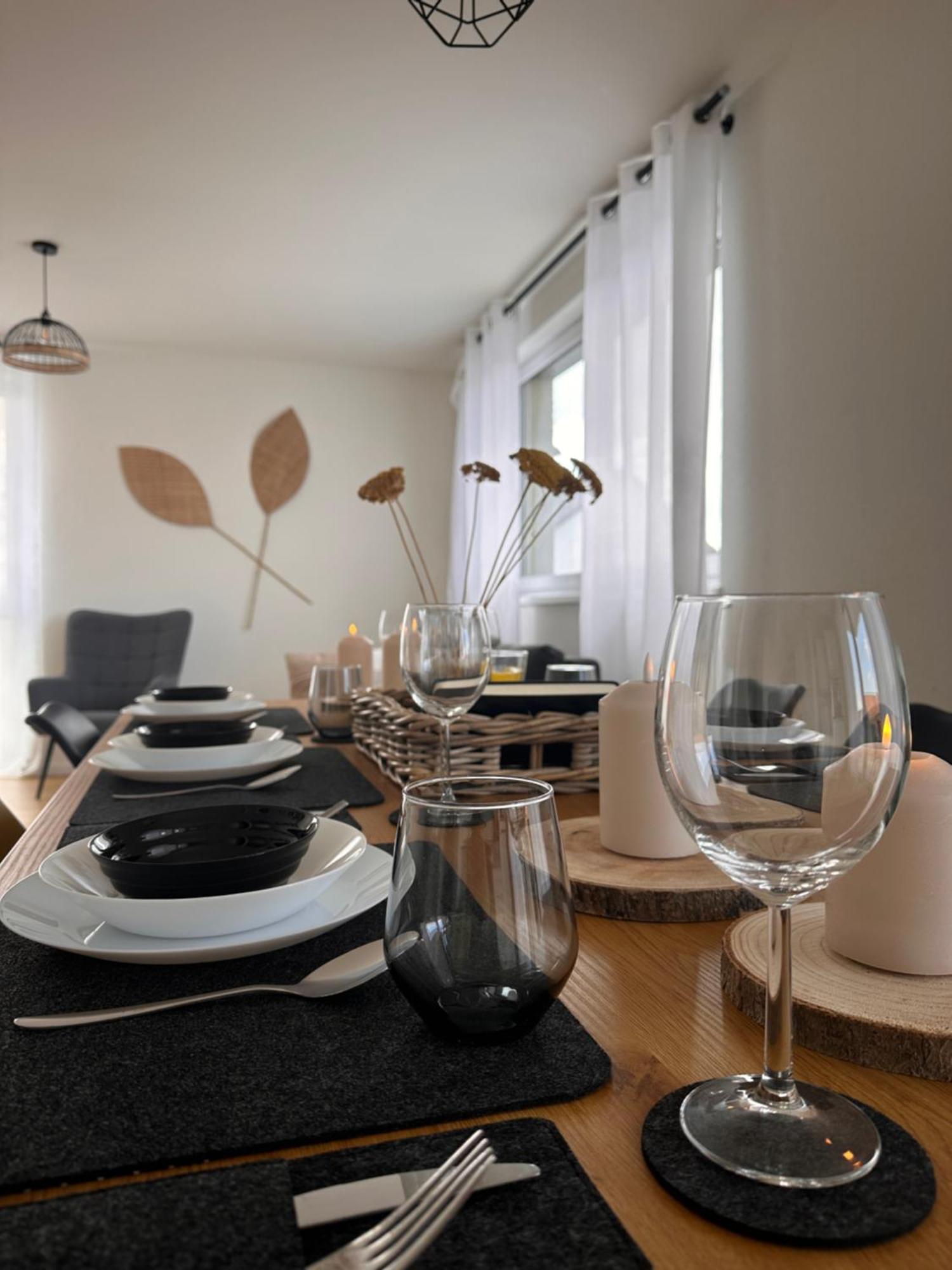 Amao-Sepia I 86Qm I King-Size Beds I Netflix I Privat Balcony I Free Parking I Near Europapark Διαμέρισμα Rheinhausen Εξωτερικό φωτογραφία